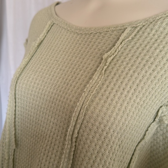 NWT! Charlotte Avery Waffle Knit Long Sleeve in Light Green - Picture 2 of 5